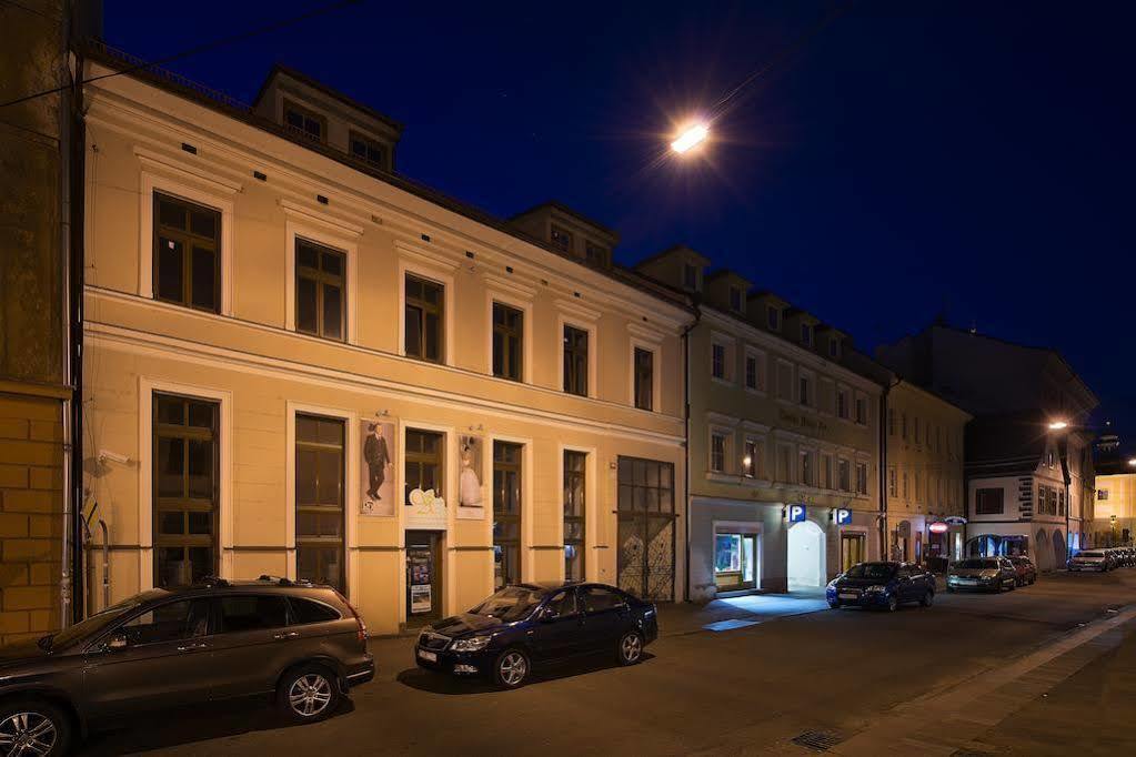 Old Town Bed & Breakfast Ceske Budejovice Exterior foto